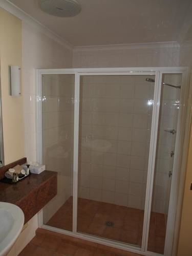 Golden Guitar Motor Inn Тамуърт Екстериор снимка